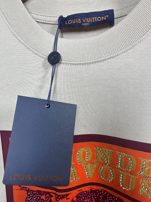 ルイヴィトン エンベリッシュド グラフィックコットンTシャツ