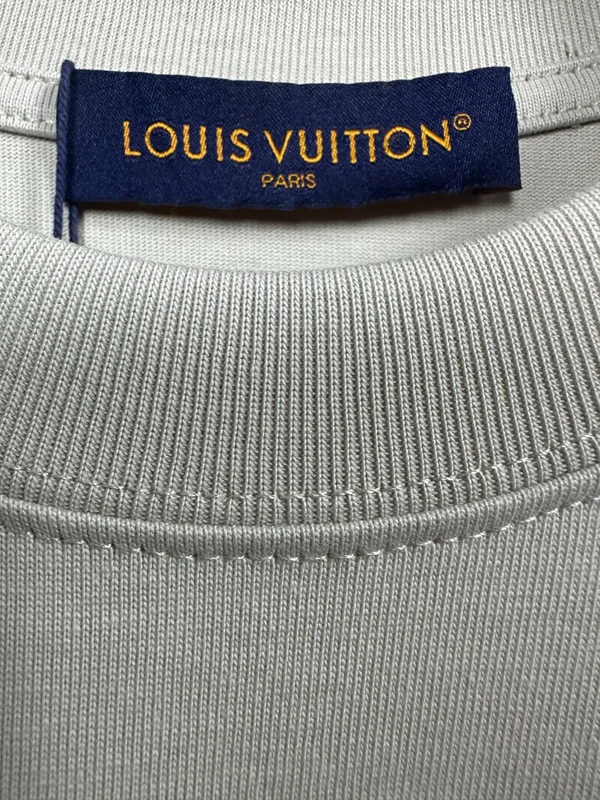 LOUIS VUITTON 半袖Tシャツ アイボリー