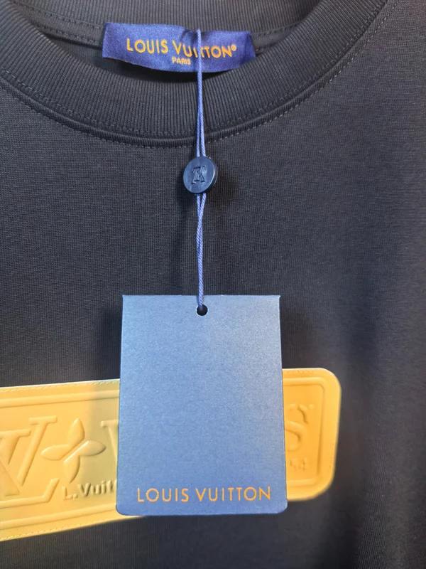 ルイヴィトン トップス ブラック