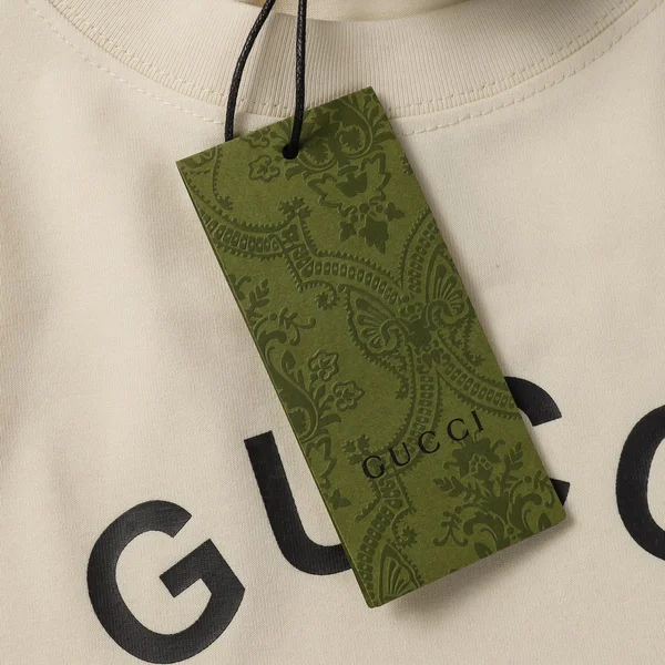 GUCCI ラウンドネック 半袖Tシャツ