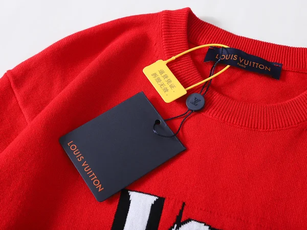 LOUIS VUITTON ロゴデザイン Ｔシャツ レッド