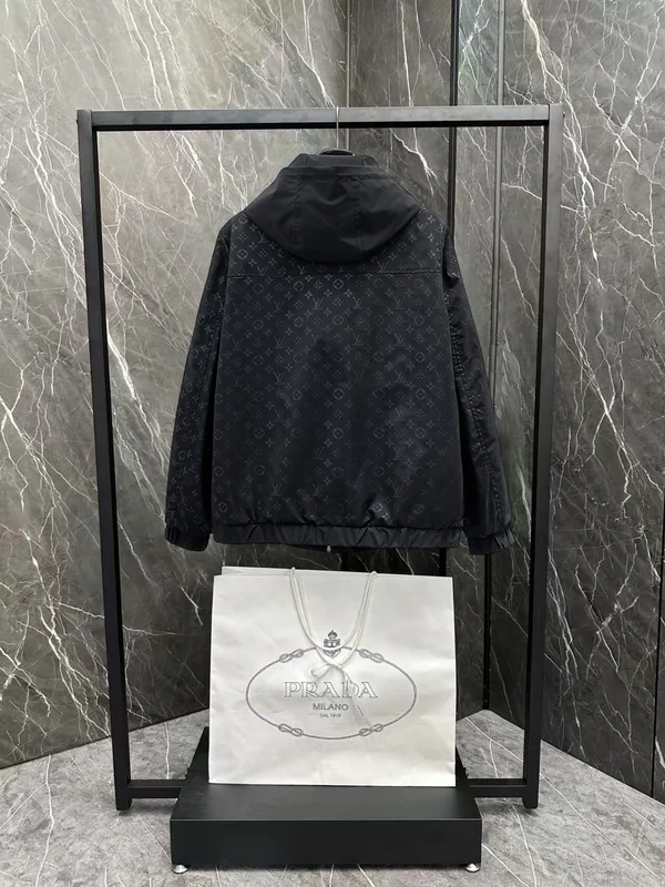 ルイヴィトン モノグラム アウター