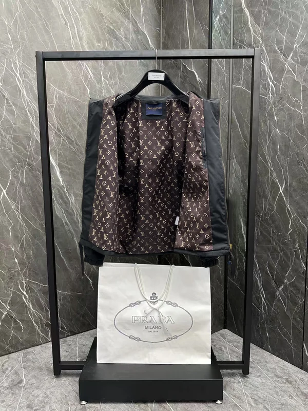 ルイヴィトン フルジップジャケットバイカラー