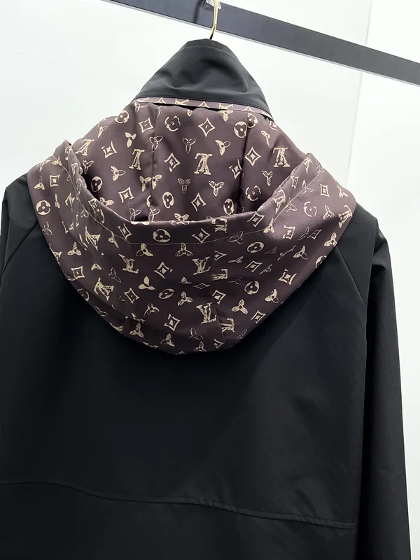 LOUIS VUITTON 秋服