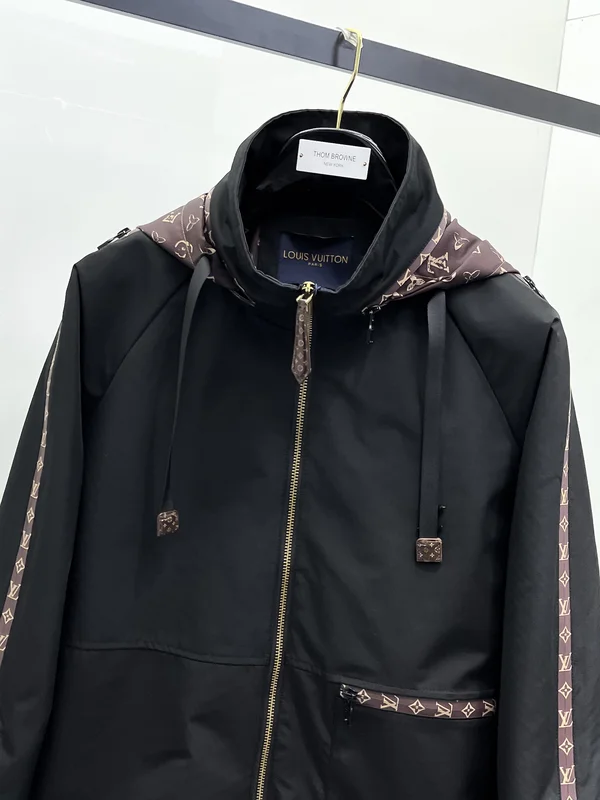 ヴィトン フード付 パーカー