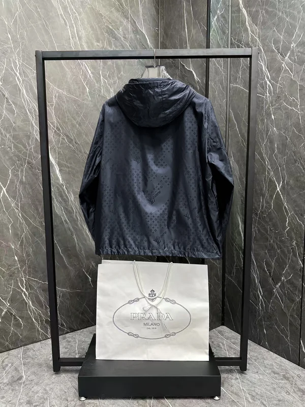 LOUIS VUITTON モノグラム ジャケット