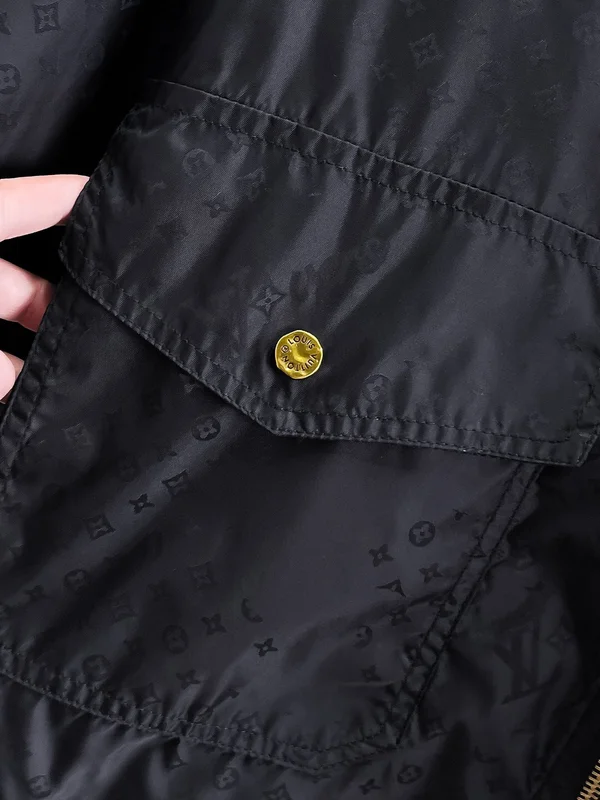 LOUIS VUITTON ナイロン ジャケット