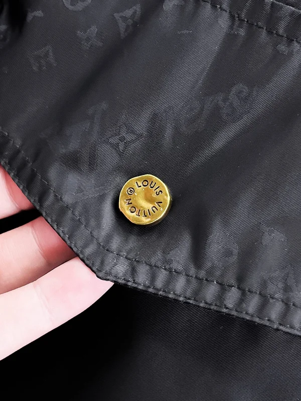 LOUIS VUITTON ナイロン ジャケット