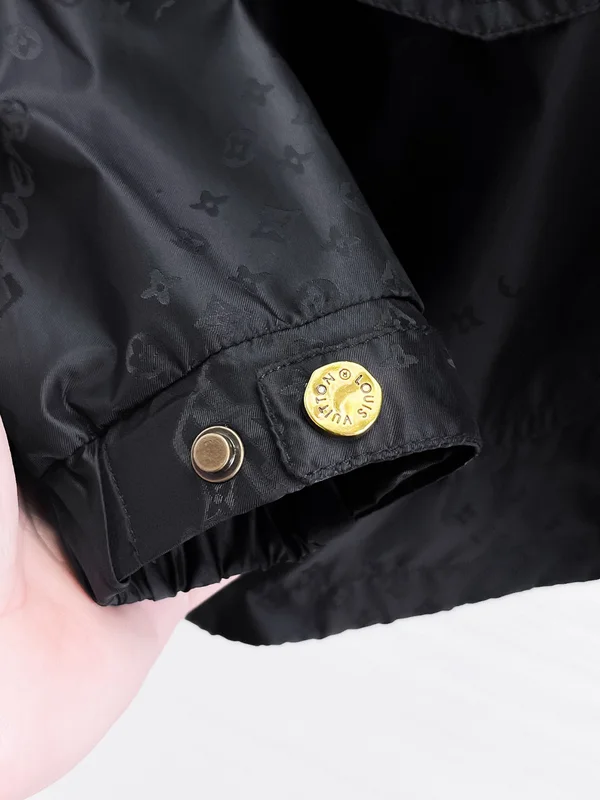 LOUIS VUITTON モノグラム ジャケット
