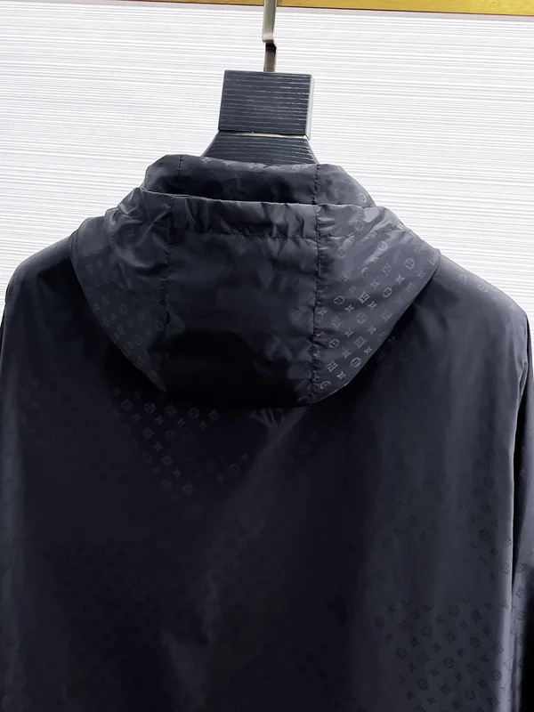 LOUIS VUITTON 秋服 ジャケット