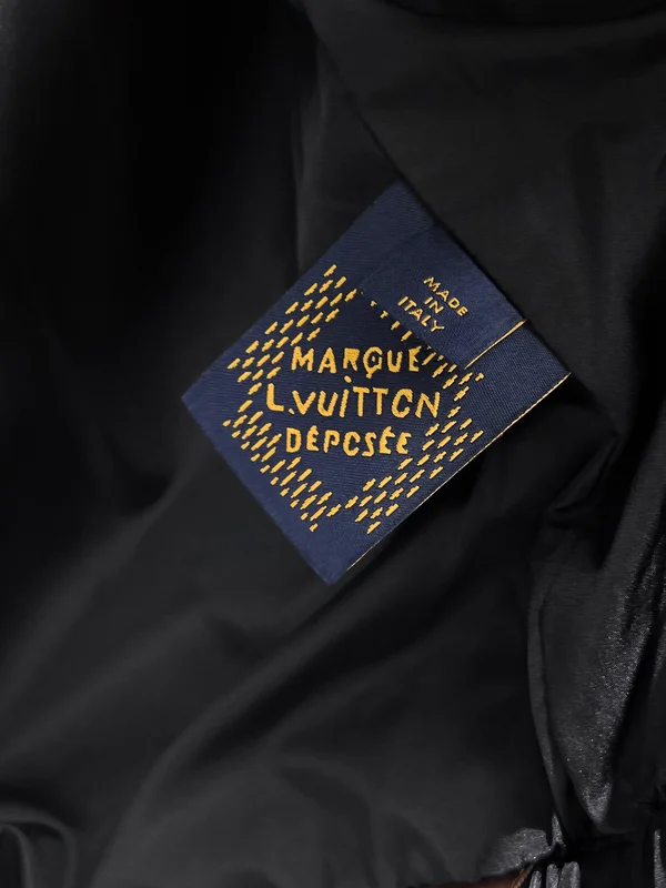 LOUIS VUITTON ナイロンジャケット