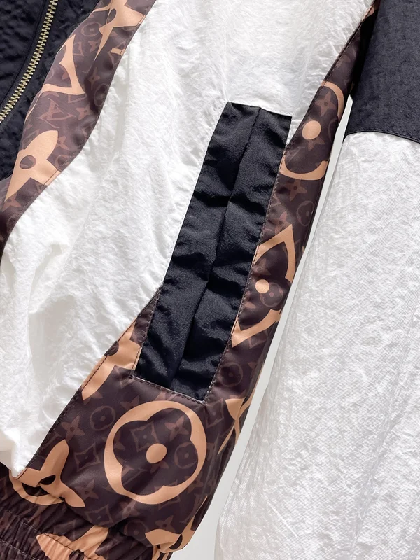 ルイヴィトン ナイロン パーカー