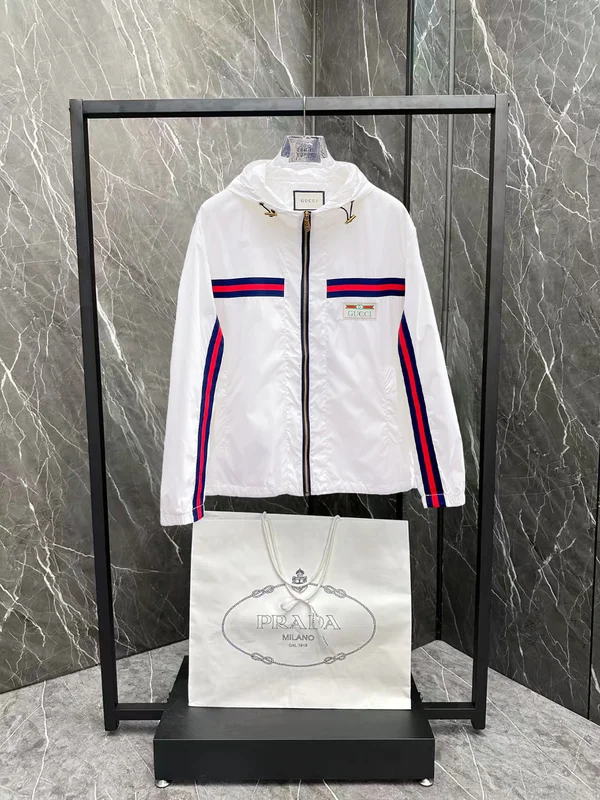 新しい GUCCIジャケット