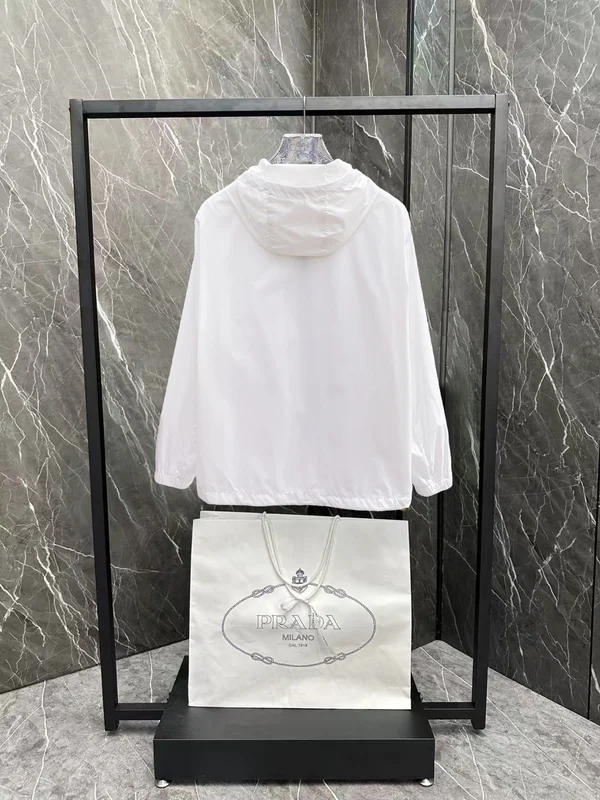 グッチ ジャケット ホワイト系