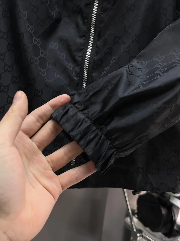 グッチ フード付きジャケット