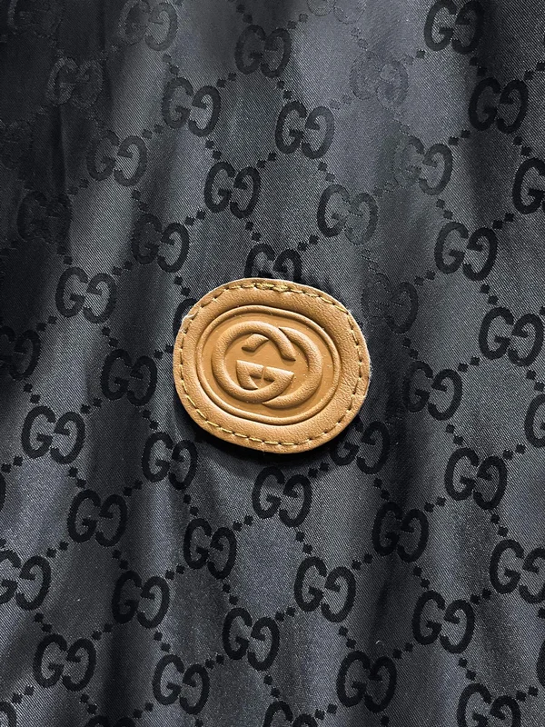 グッチ 上着 メンズ