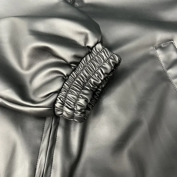 バレンシアガ トラックスーツ