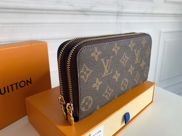 Louis Vuitton モノグラム ジッピーウォレット