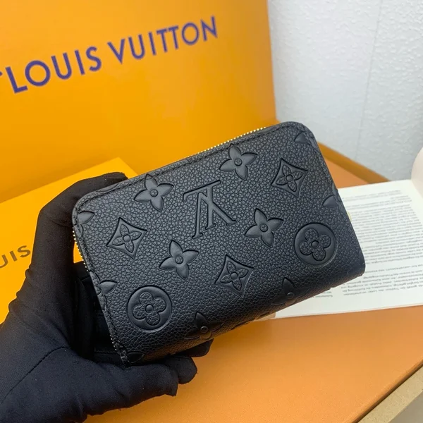 vuitton ミニ財布 誕生日プレゼント