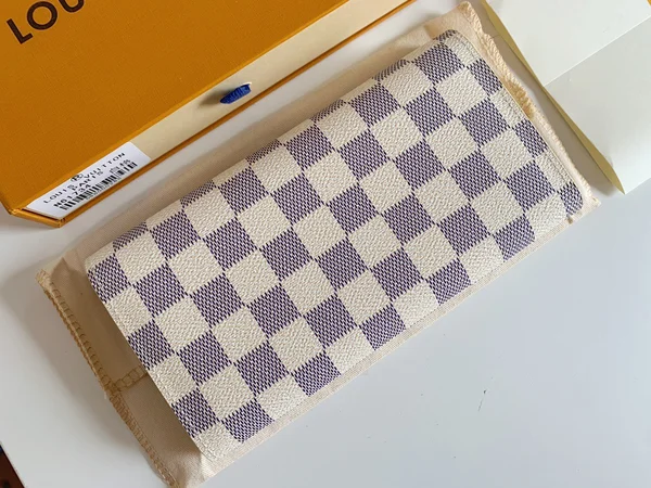ルイヴィトン 長財布 ダミエ ホワイト