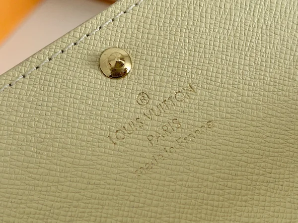 ルイヴィトン 長財布 ダミエ ホワイト