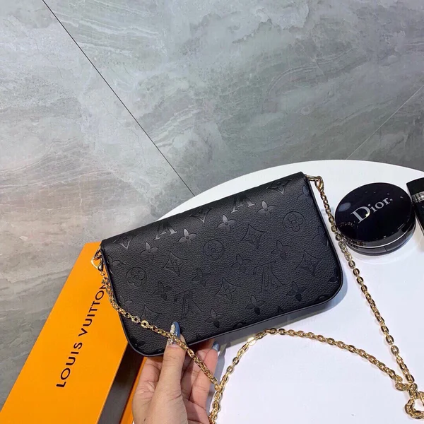 ヴィトン ポシェットフェリシー ショルダーバッグ