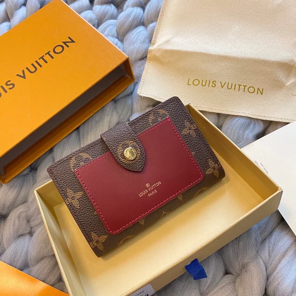 ルイヴィトン 二つ折り財布