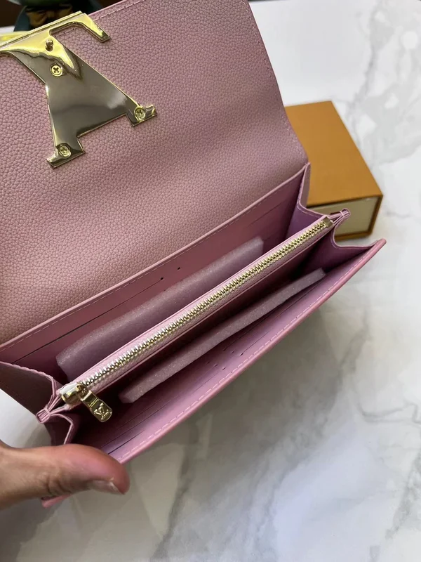 LOUIS VUITTON 財布 スーパーコピー