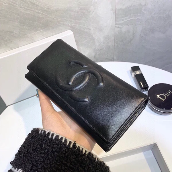 定番人気 CHANEL ロングウォレット