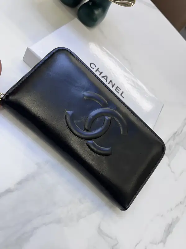 CHANEL コンチネンタルウォレット
