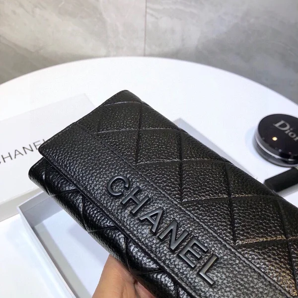 CHANEL 長財布 二つ折り