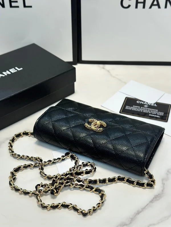 シャネル チェーン 長財布