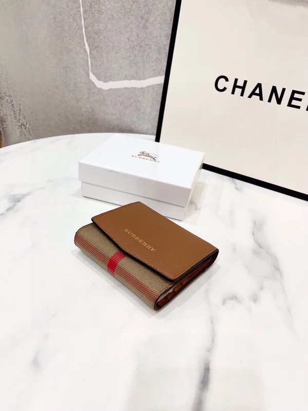 Burberry コンパクトウォレット