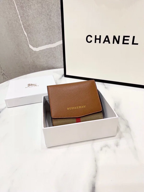 バーバリー レディース 三つ折り財布