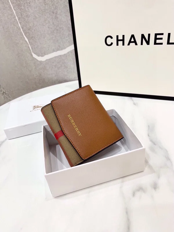 バーバリー レディース 三つ折り財布