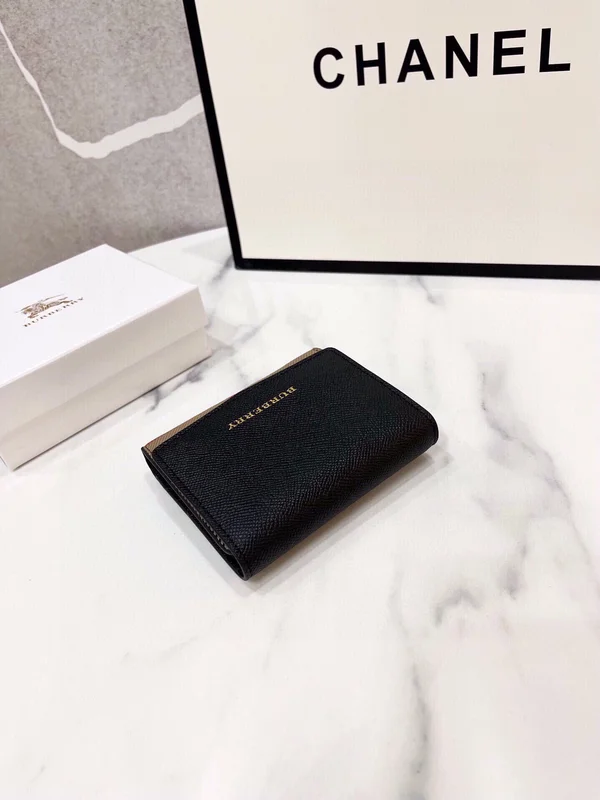 バーバリー ハウスチェック コンパクト財布