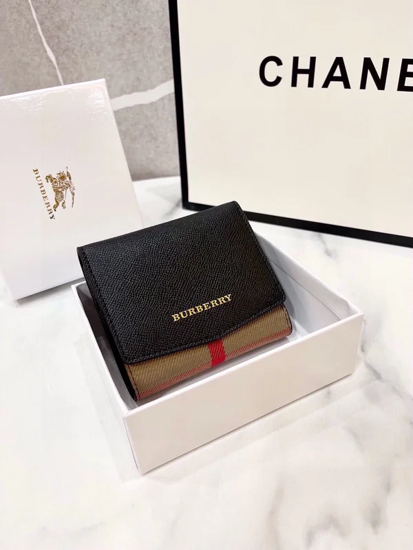 バーバリー 折りたたみ財布