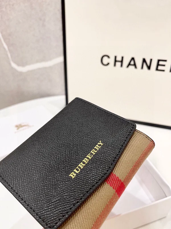 バーバリー 折りたたみ財布