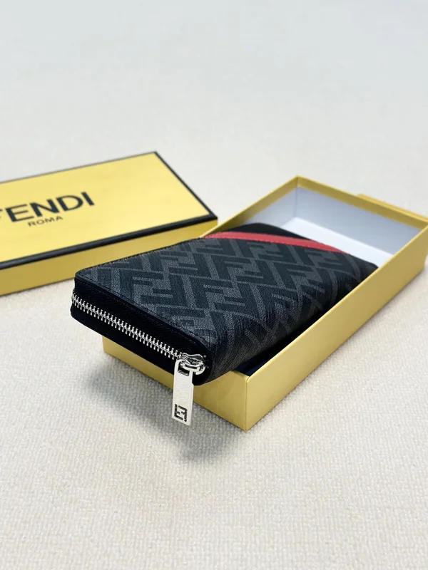 フェンディ メンズロングウォレット