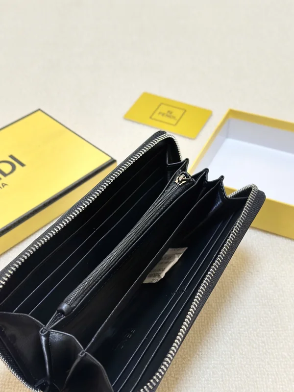 フェンディ 財布スーパーコピー