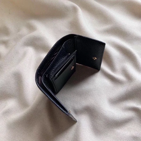 グッチ GGマーモントコンパクト財布