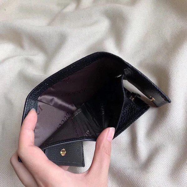 グッチ ミニ財布 レザー 黒