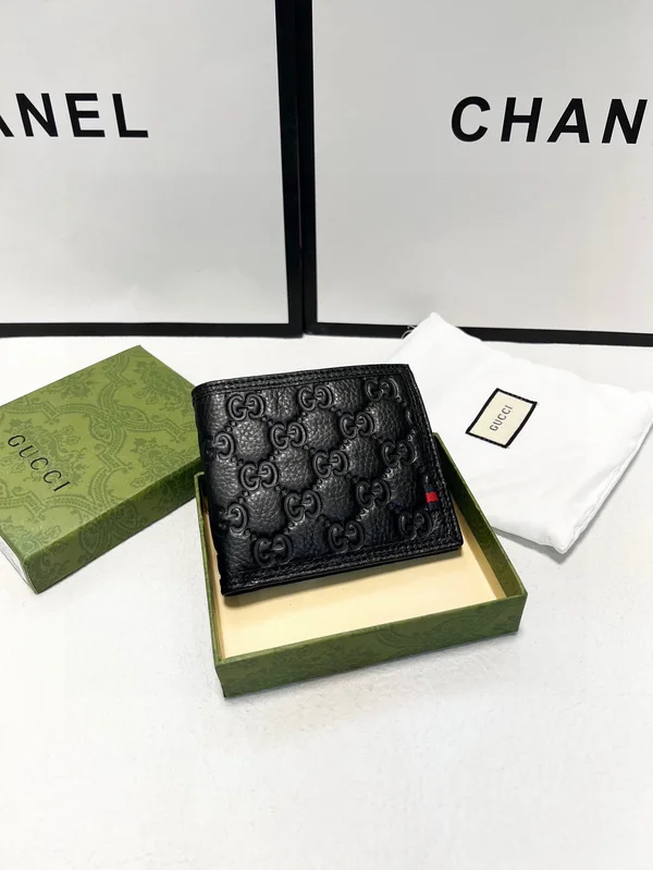 グッチ グッチシマ 財布