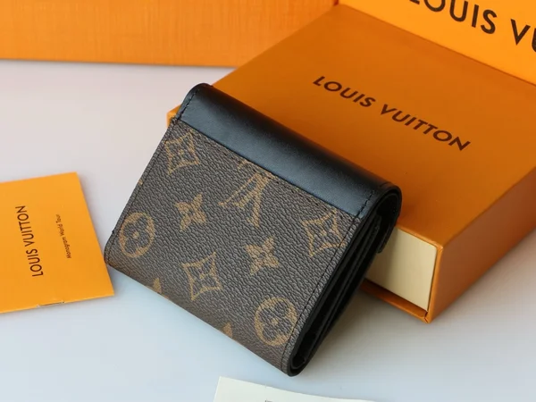 ルイヴィトン モノグラム ポルトフォイユ ゾエ 三つ折り財布