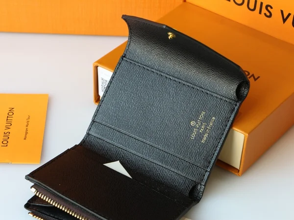 ルイヴィトン ゾエ 3つ折りウォレット