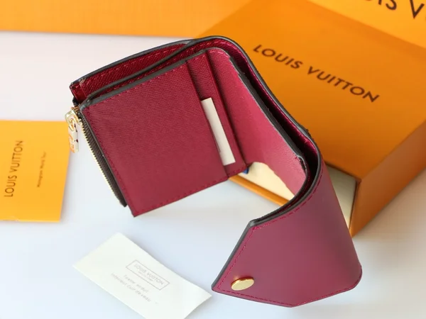 ルイヴィト 三つ折財布 人気