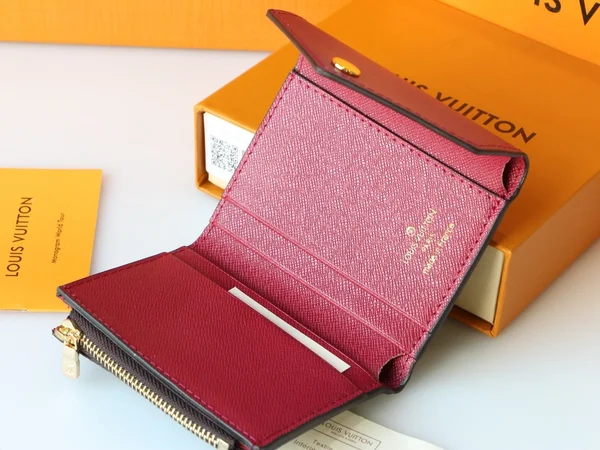 ルイヴィトン ローズバレリーヌ 三つ折財布