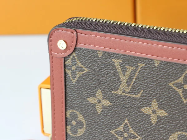 ルイヴィトントランク 長財布