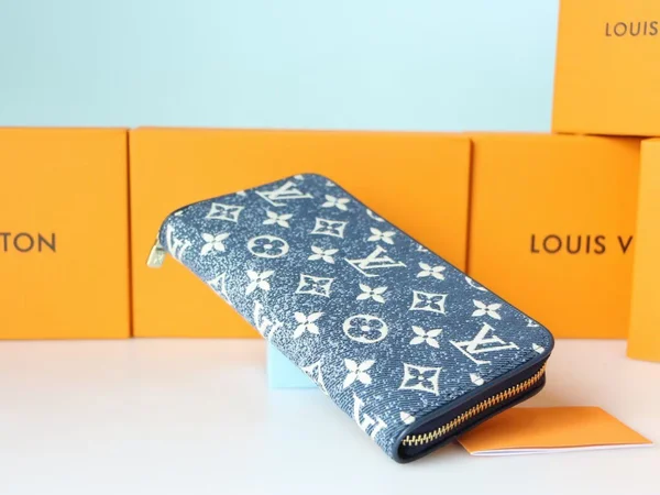 ルイヴィトン ジッピー・ウォレット