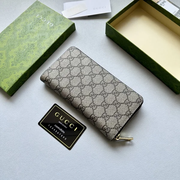 グッチ ラウンドファスナー長財布